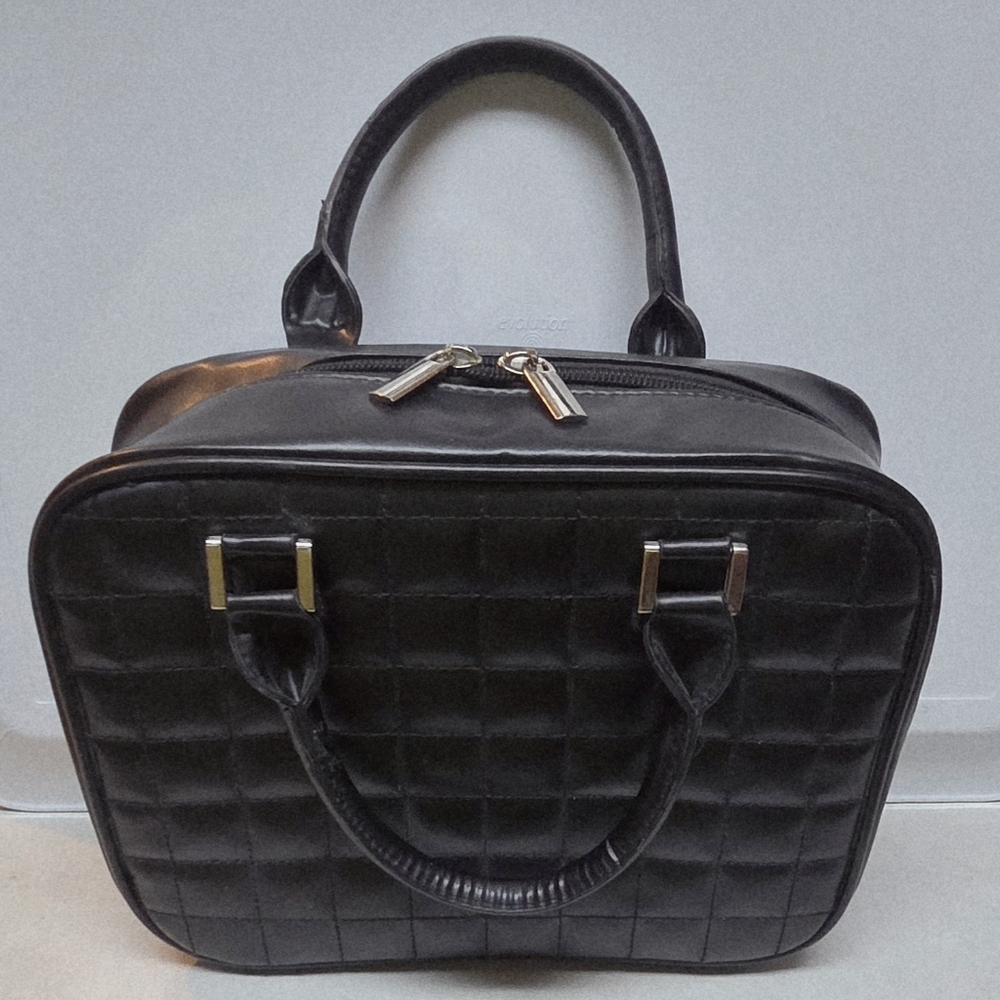Black 10x8x3" Jewelry Carrier Zip Bag